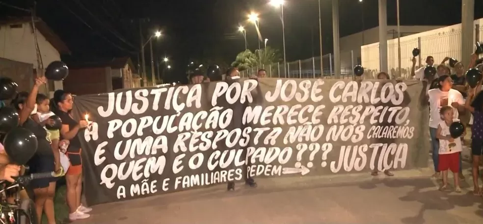 Protesto pede Justiça após morte de menino eletrocutado em parque na Zona Sul de Teresina