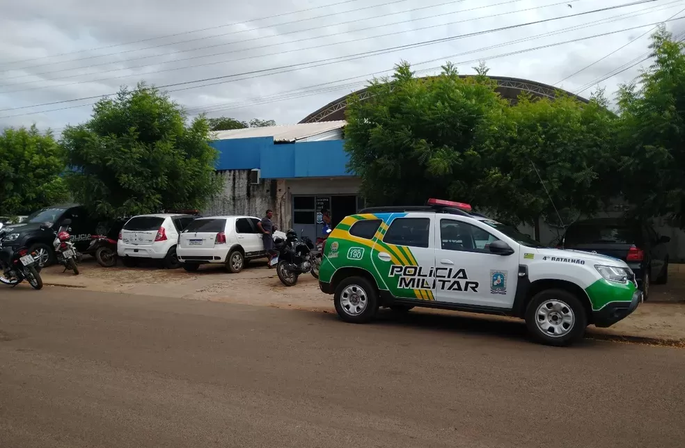 Adolescente vítima de estupro pediu ajuda ao tio por mensagem; padrasto foi preso em flagrante no Piauí