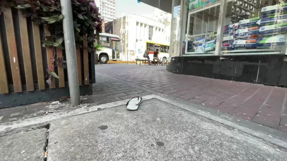 Homem morre após ser baleado em cruzamento da Avenida da Boa Vista, no Recife