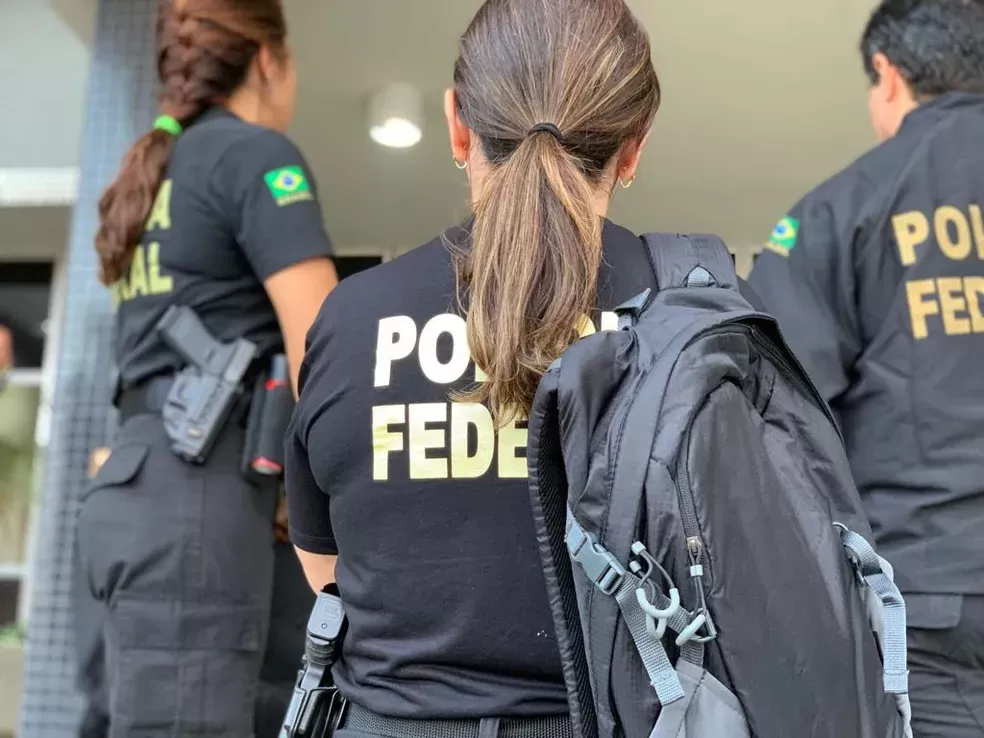 Polícia Federal cumpre mandados em operação que investiga desvio na contratação de médicos em Redenção