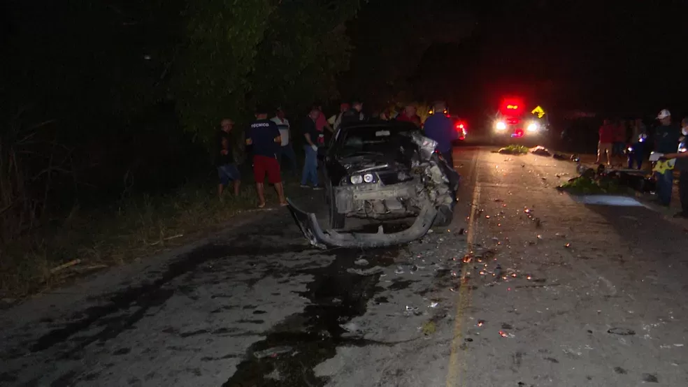 Acidente envolvendo duas motos e um carro deixa uma pessoa morta, na Paraíba