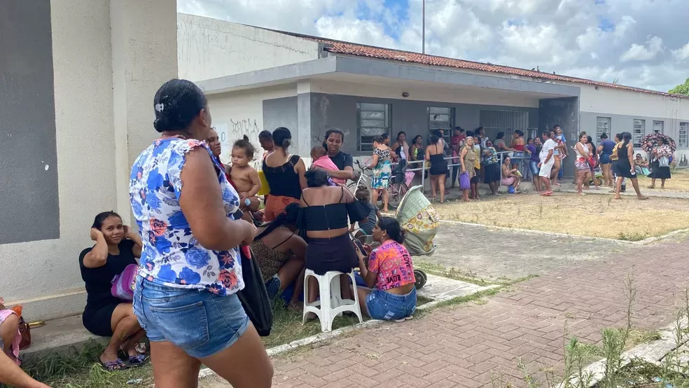 João Pessoa registra longas filas em cadastro para programa de Pão e Leite nesta Quarta(9)