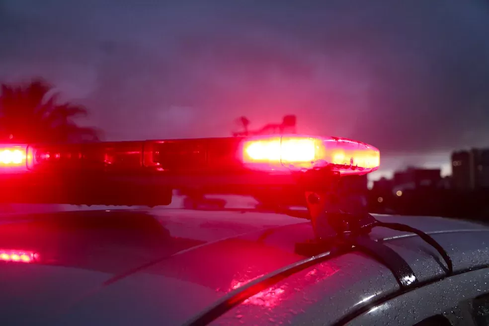 Criminosos arrombam cofres de supermercado durante a madrugada em Natal