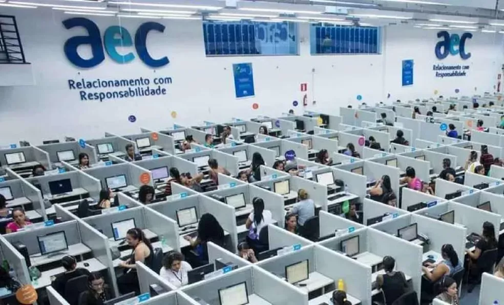 Empresa de telemarketing abre 300 vagas de emprego em Campina Grande