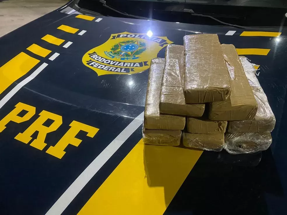 Passageiro de carro é preso ao ser flagrado com 5kg de maconha em mochila na Grande Natal
