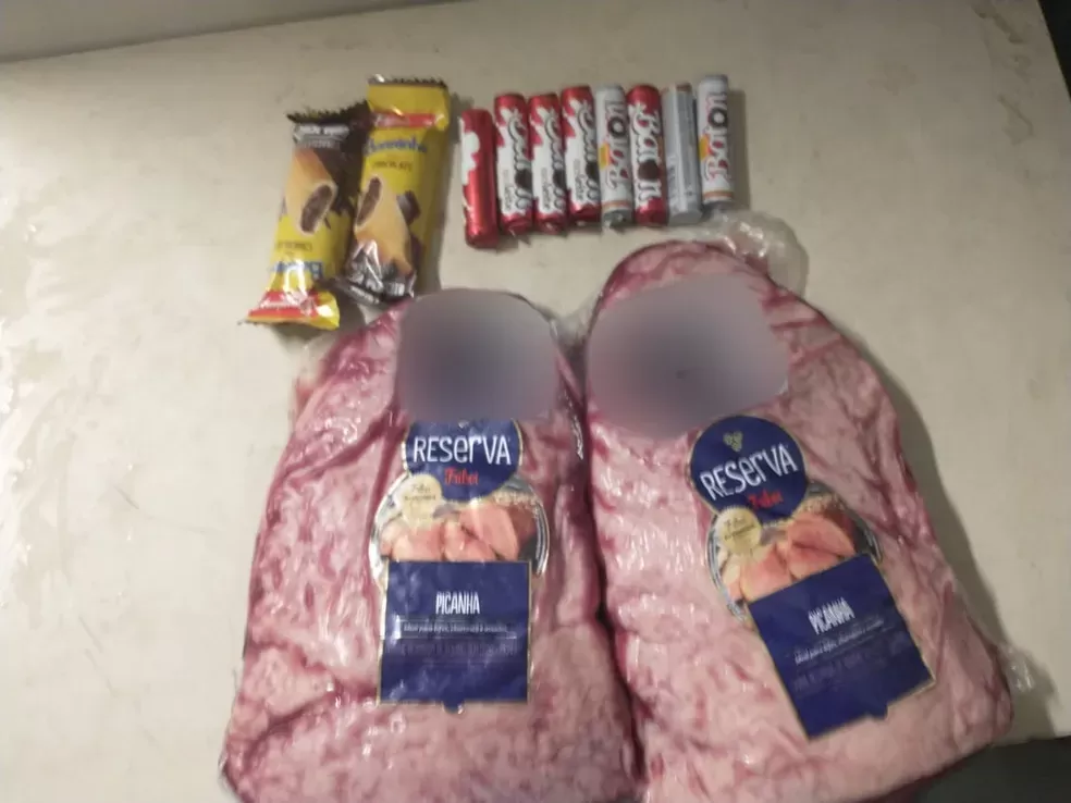 Casal é preso ao tentar furtar picanhas e chocolates em supermercado de Natal