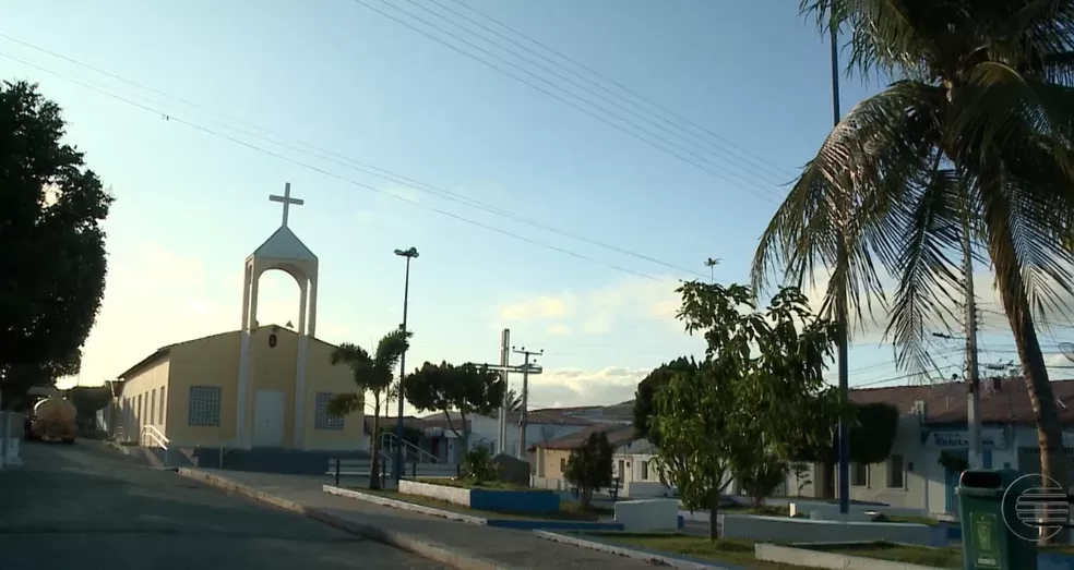 Suspeita de matar homem com garrafa de vidro e pedradas é presa, em Assunção do Piauí