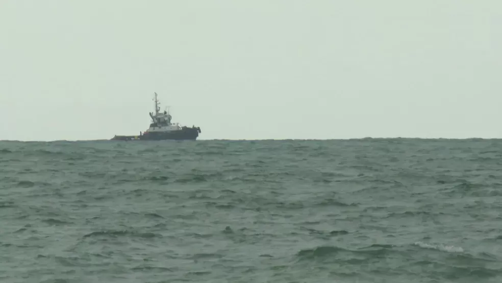 Marinha decide afundar porta-aviões mesmo com proposta de R$ 30 milhões