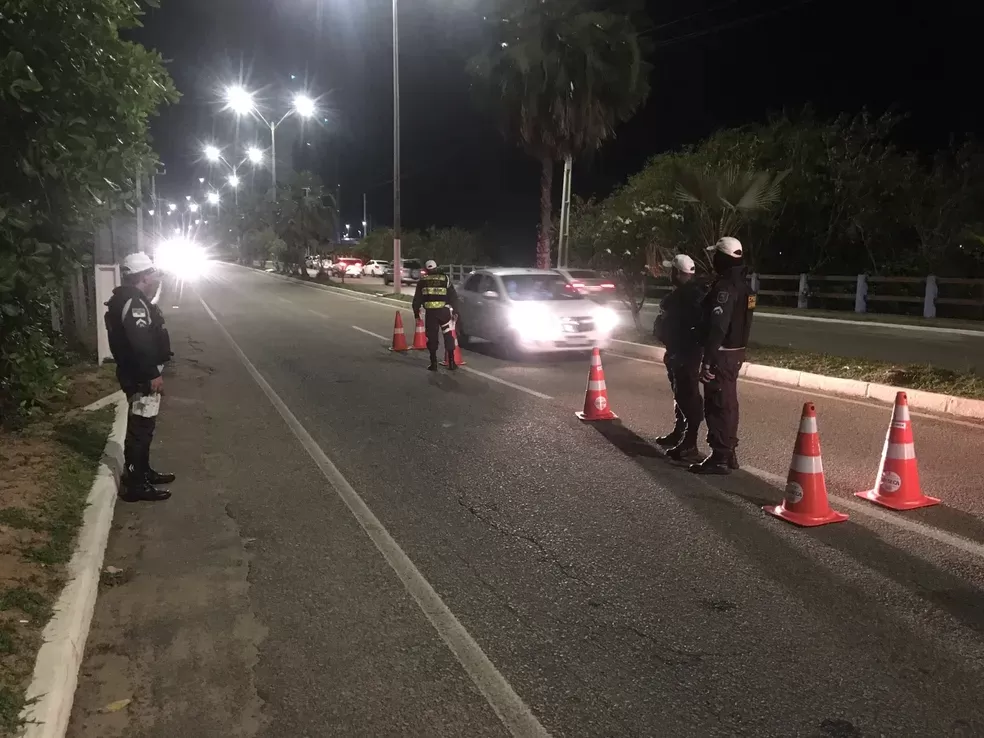 Operação Lei Seca autua 26 motoristas e prende cinco em estado de embriaguez na Grande Natal