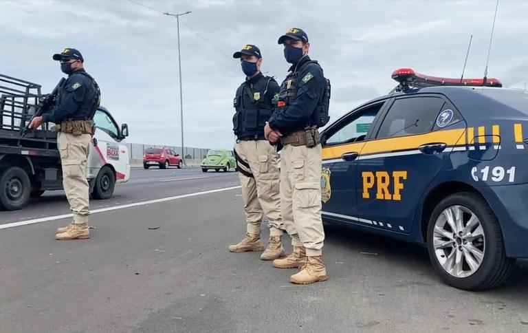 Colisão entre dois carros deixa um morto e cinco feridos na BR 304 no município de Assú no interior do Rio Grande do Norte