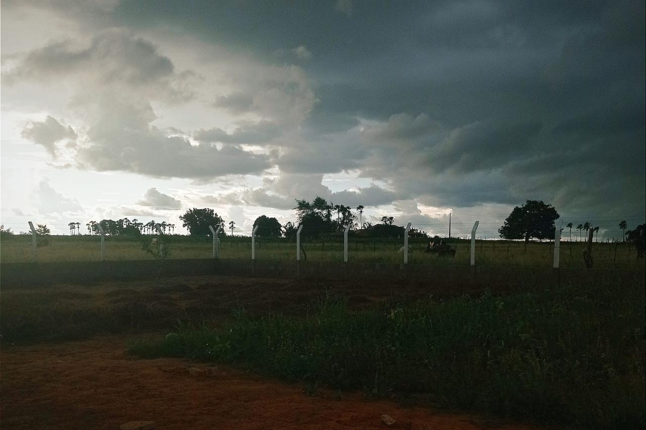 Fortes chuvas são registradas na noite desta Terça(14) em Apodi