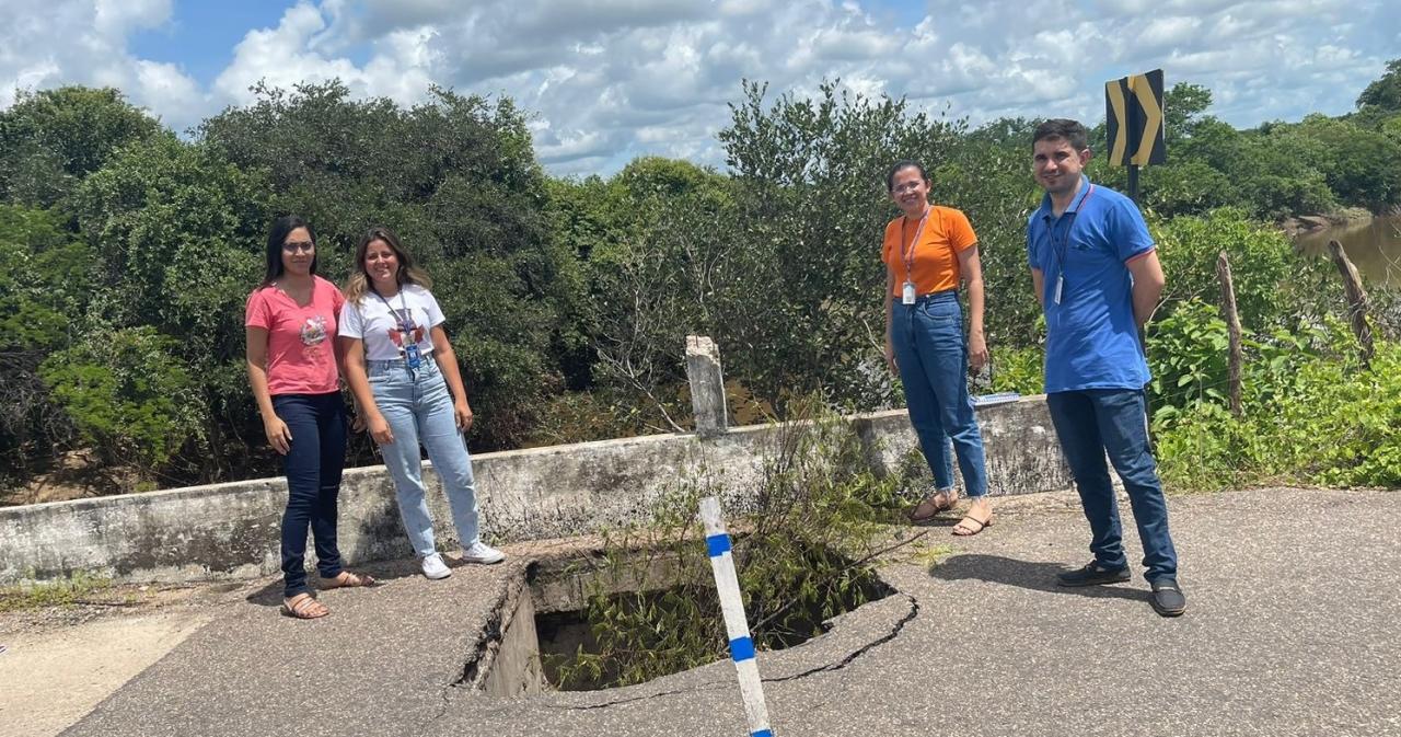 Associação dos estudantes de Apodi suspende rota de ônibus de Caraúbas nesta Terça(14)