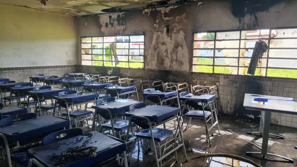 Sala de aula é atingida por incêndio em escola pública no interior do RN