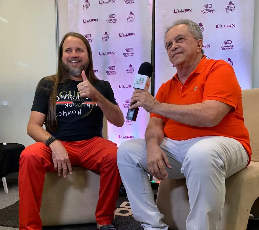 Dorgival Dantas e Flávio José fazem show na inauguração da Cidade do Forró no interior do RN