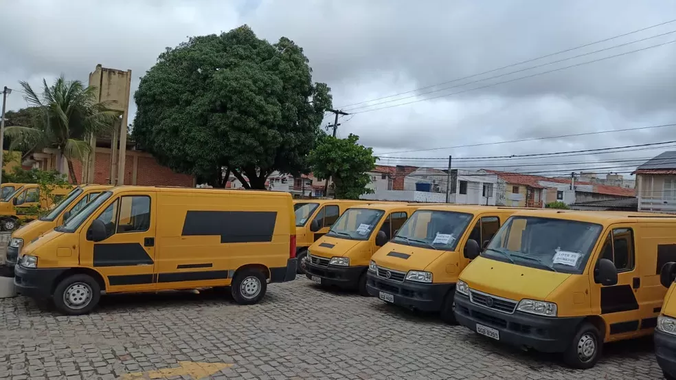 Correios realiza leilão de 29 veículos em Natal