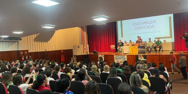 Sindicatos aprovam indicativo de greve geral em Mossoró