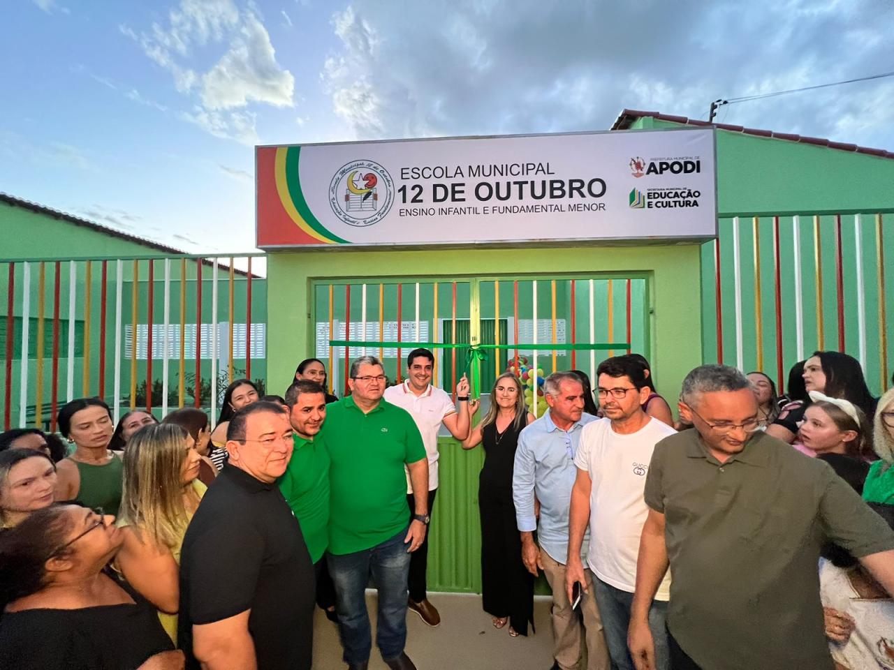 Prefeitura de Apodi inaugura obra de Manutenção e Adequação da Escola Municipal 12 de Outubro