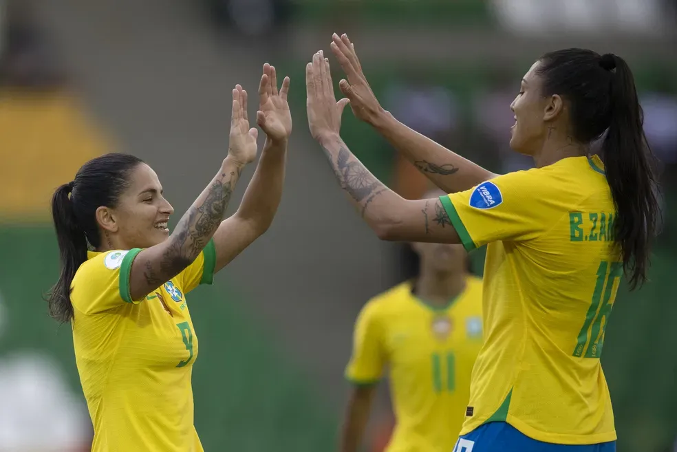 Prefeitura de Natal reduz expediente em dias de jogos do Brasil na Copa do Mundo feminina