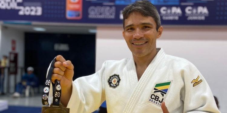 Representando o RN, Raphael Keisuke conquista medalha de bronze no Sul-Americano Master de Judô