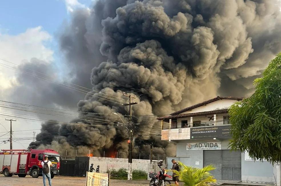 Incêndio que destruiu 26 veículos usados em esportes de aventura na Grande Natal não foi criminoso, conclui polícia