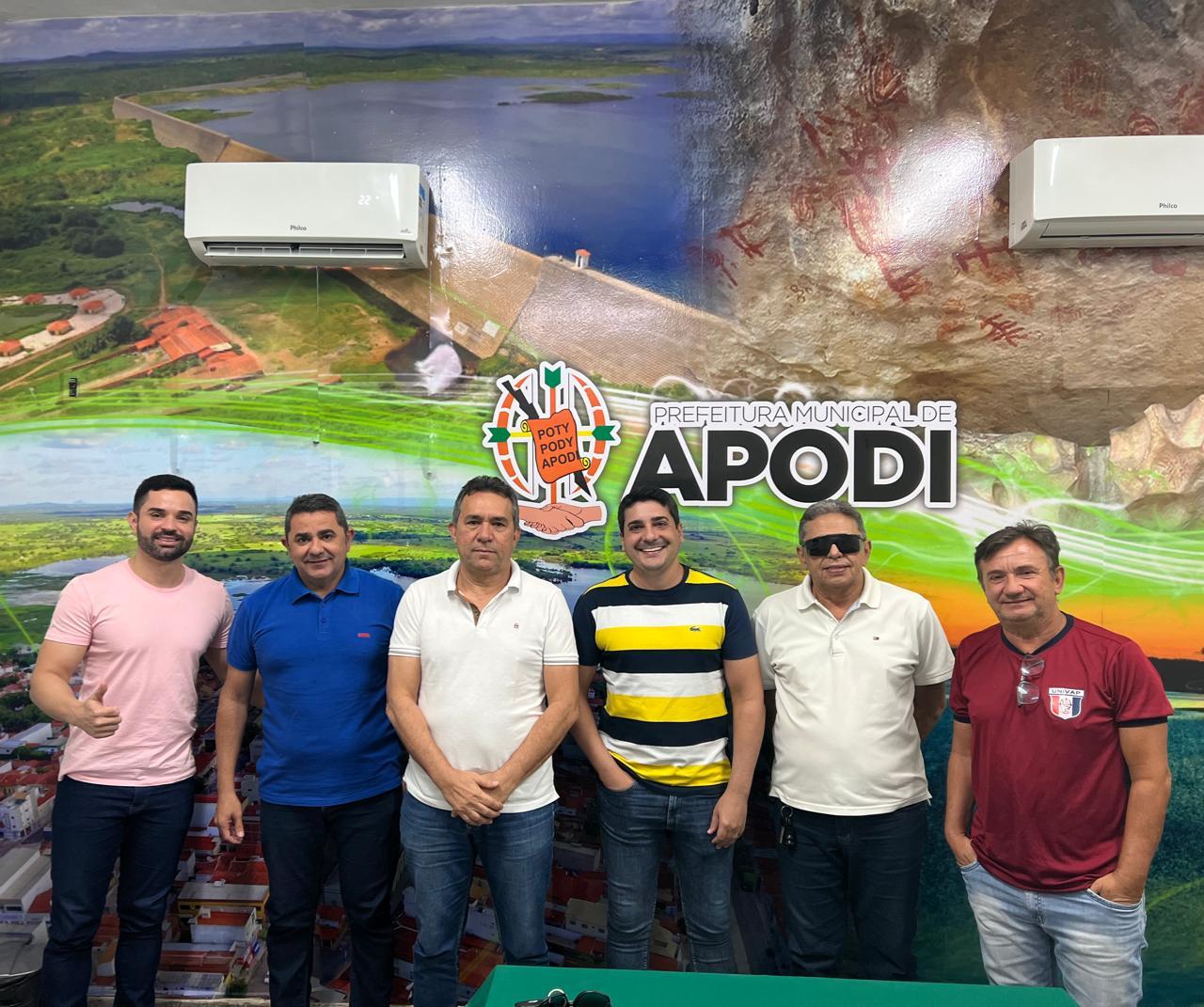 Prefeitura de Apodi realiza reunião com representantes da UNIVAP e FUNDEVAP