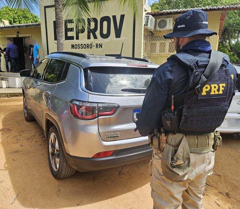 PRF Prende Três Pessoas e Recupera Quatro Veículos em Operações no RN, nesta Terça (11)