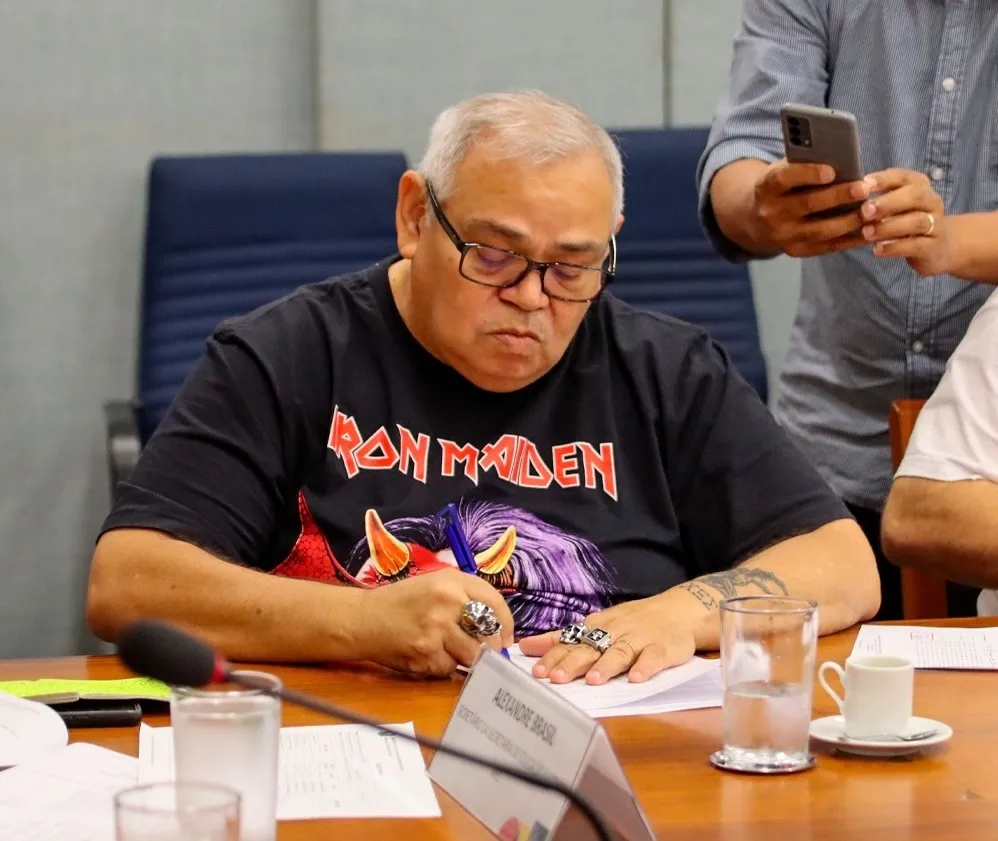 PROIFES-Federação e MGI antecipam reajuste salarial para docentes