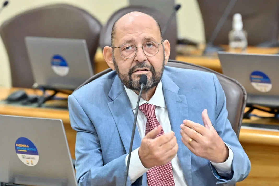 Projeto de Lei propõe retorno de 8 mil professores às salas de aula no Rio Grande do Norte