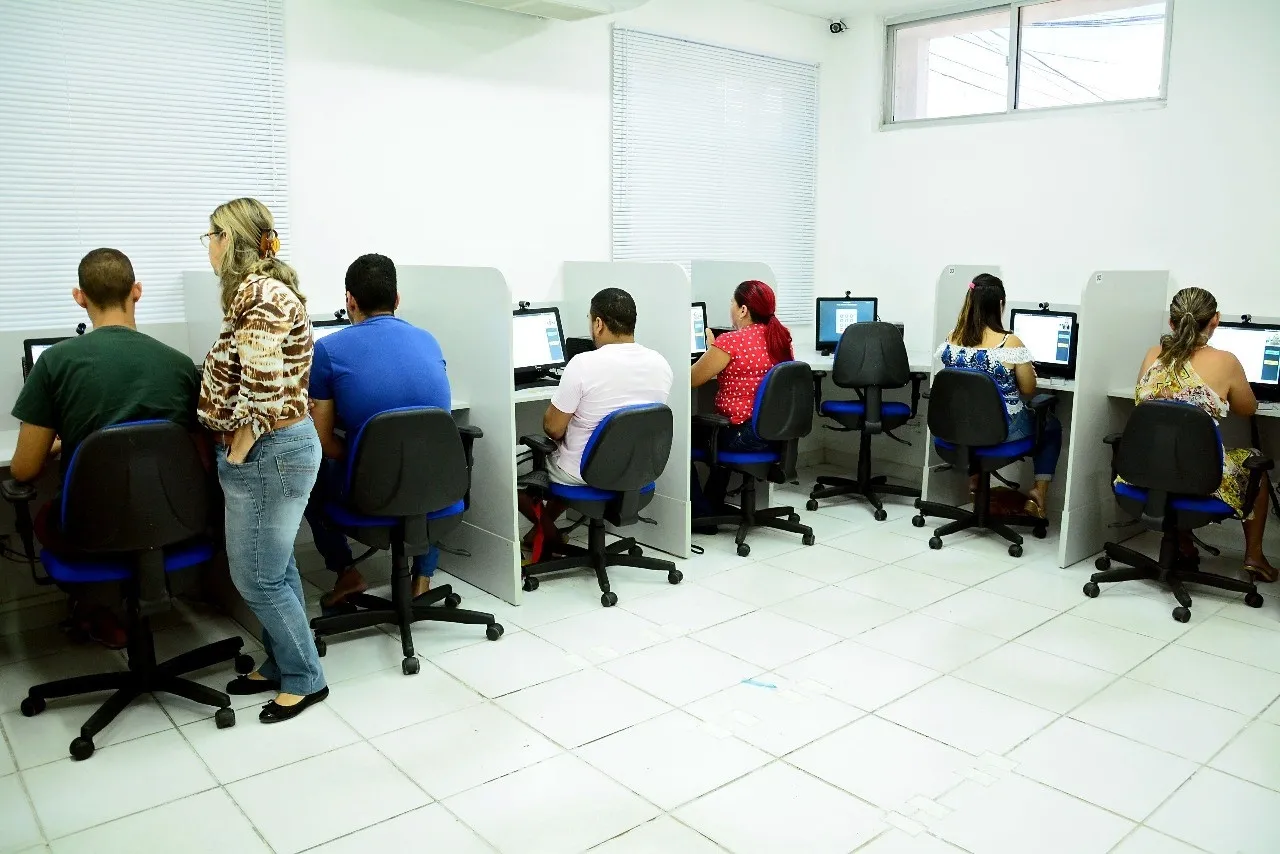 Simulador Digital de Prova Teórica: Preparação Eficiente para Habilitação no RN