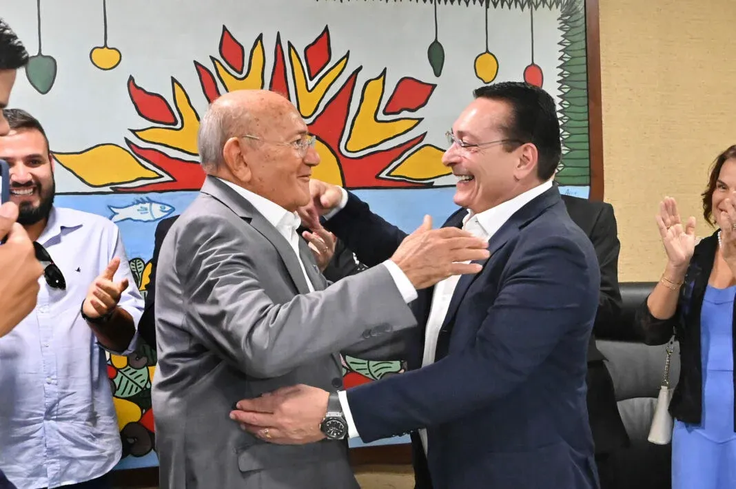 Vivaldo Costa é empossado para o décimo mandato na assembleia legislativa do RN