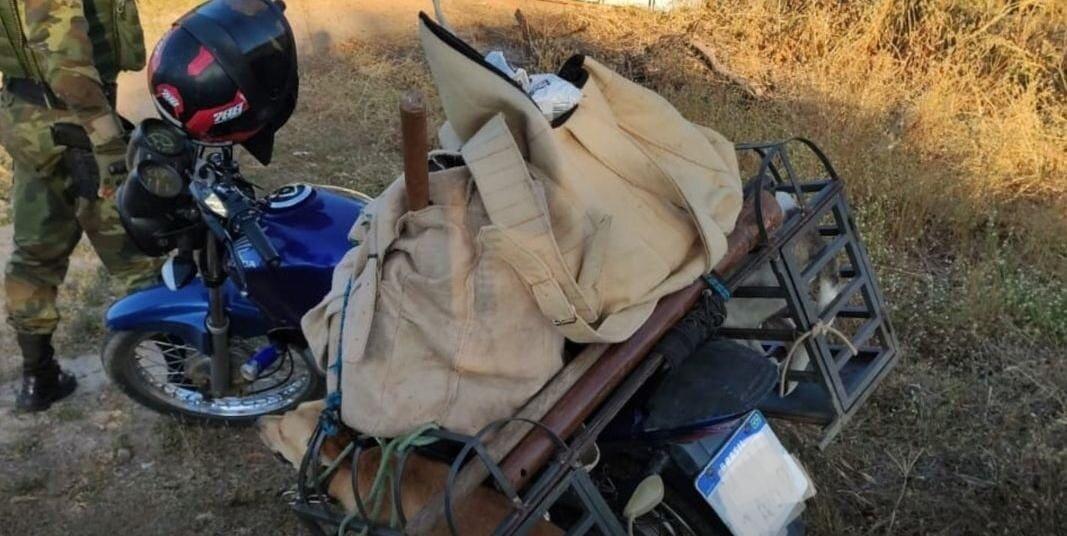 Homem é preso por transportar cachorro em gaiola em Pau dos Ferros RN