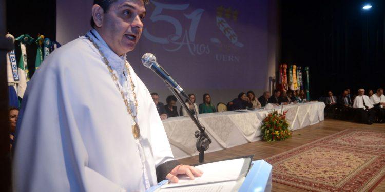 Pedro Fernandes ex-reitor da Uern assume secretaria de desenvolvimento econômico de Mossoró