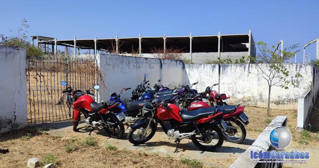 Polícia militar apreende 11 motos com escapamentos adulterados em Caraúbas neste final de seman