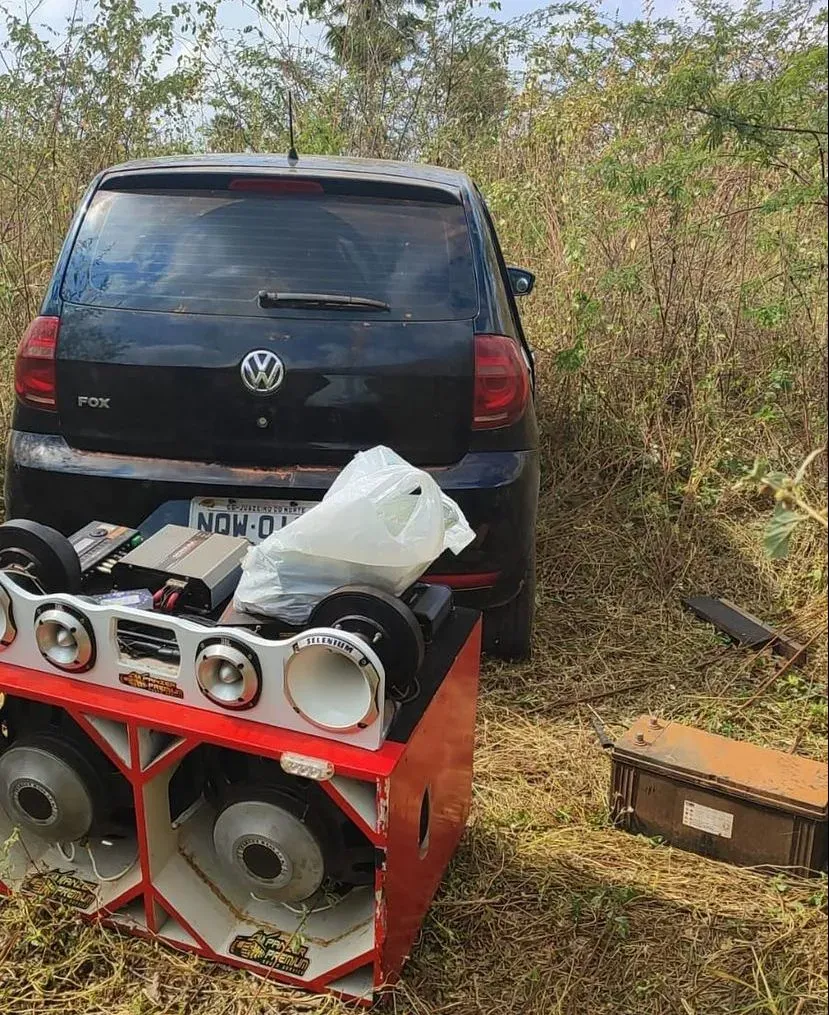 Polícia recupera veículo roubado e evita danos a aparelho de som em Mossoró nesta quinta (15)