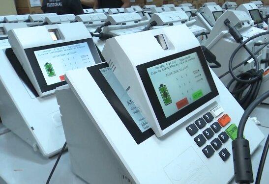 Justiça Eleitoral do RN inicia preparação das urnas eletrônicas para eleições municipais