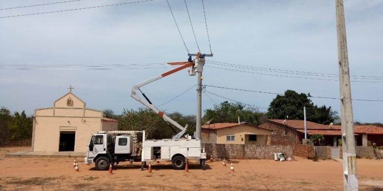 Neoenergia Cosern instala 17 novos transformadores e fortalece rede elétrica em Areia Branca