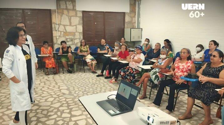 Uern 60+ abre inscrições gratuitas para idosos participarem de atividades culturais e educacionais no Campus Mossoró