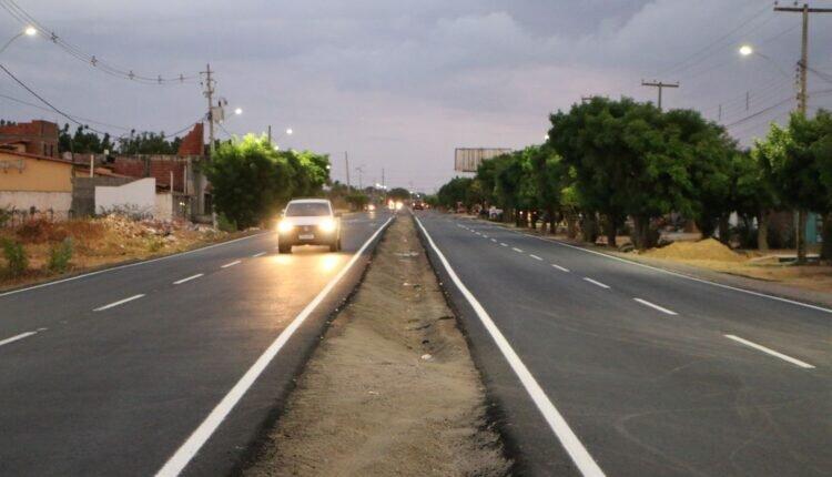 Governo do RN conclui e entrega restauração da RN-015 na região Oeste