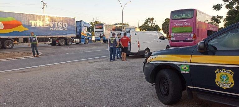 PRF e SEFAZ-RN apreendem mais de R$ 400 mil em mercadorias sem nota fiscal durante operação