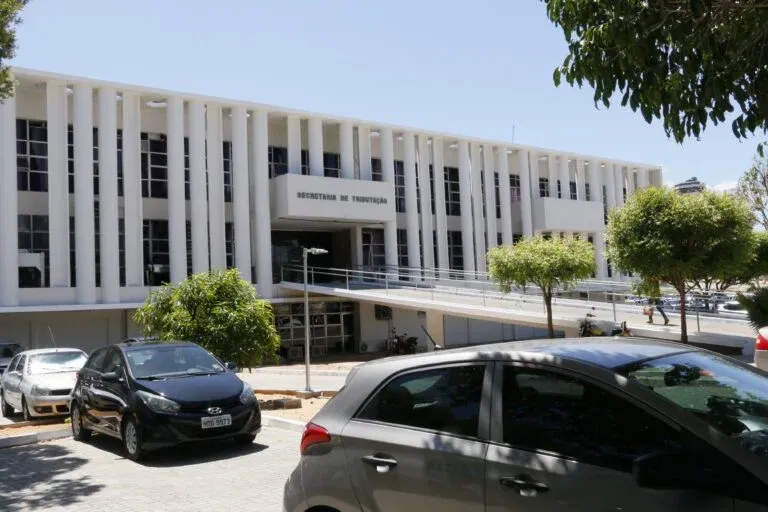 Governo do RN divulga calendário de feriados e pontos facultativos para 2025