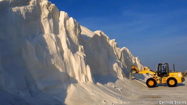 Governo do RN inclui indústria salineira no PROEDI, fortalecendo setor estratégico