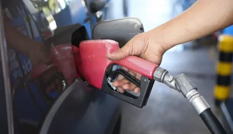 Preços da gasolina e do diesel sobem na refinaria do RN