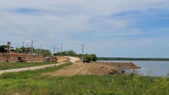 Barragem de Pau dos Ferros passa por obras para receber águas da transposição do Rio São Francisco