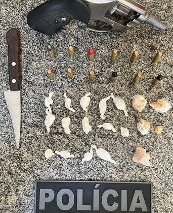 Polícia prende suspeito por tráfico de drogas em Jucurutu