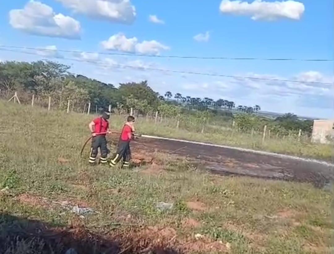 Incêndio em vegetação é controlado pelo Corpo de Bombeiros em Apodi