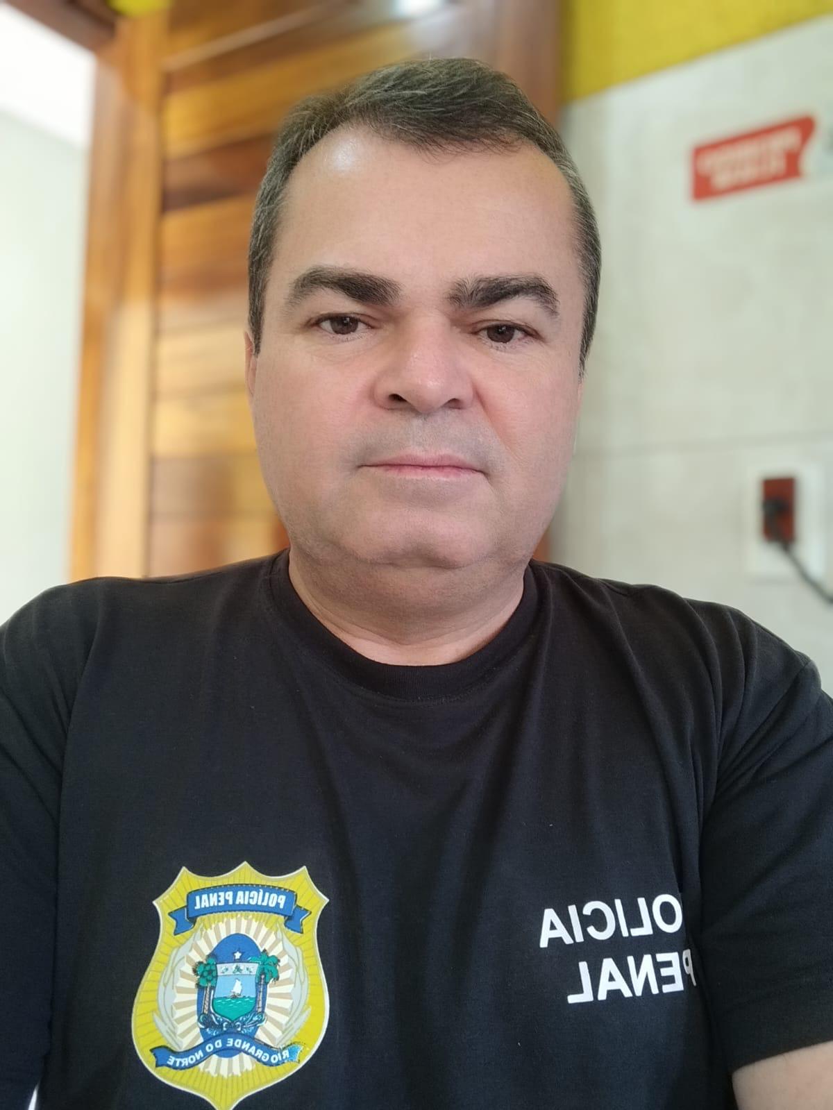 Jornalista potiguar Márcio Morais editará livro sobre mulheres do cárcere.