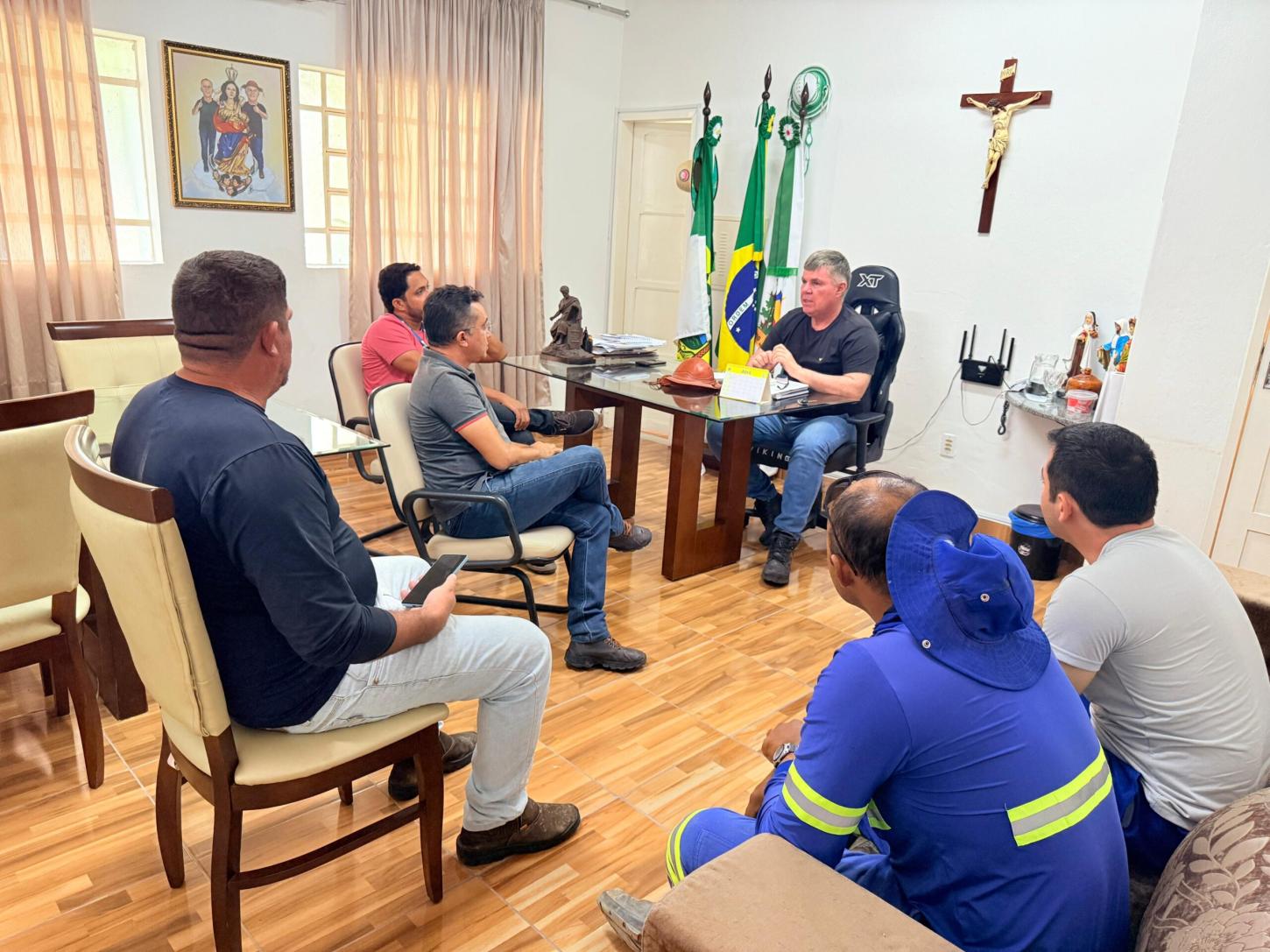 Prefeitura de Martins e Caern instalam válvulas para melhorar abastecimento de água