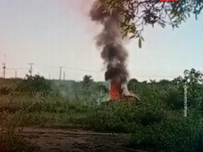 Veículo é destruído por incêndio em Governador Dix-Sept Rosado