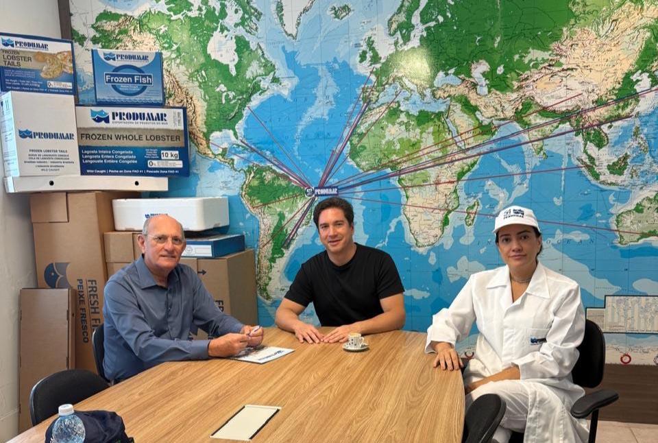 FIERN visita Produmar para discutir impactos do aumento da tarifa dos EUA sobre produtos pesqueiros do RN
