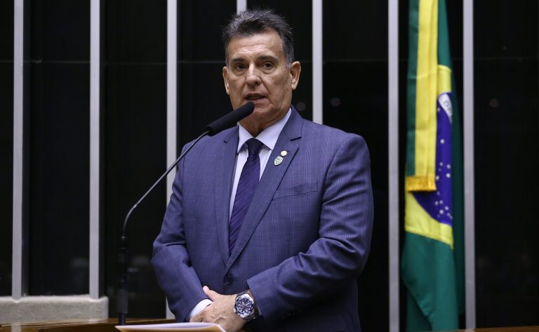 Comissão aprova acesso de cidadão a informações sobre imóveis públicos